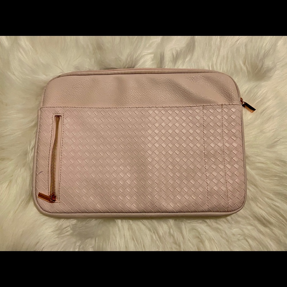 Laptop case-Typo